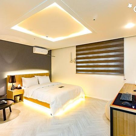 Hash Hotel Сувон Екстер'єр фото